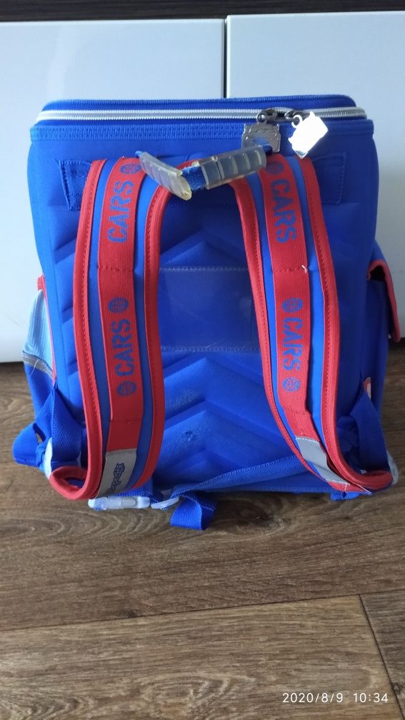 Обмен Каркасный школьный ортопедический рюкзак