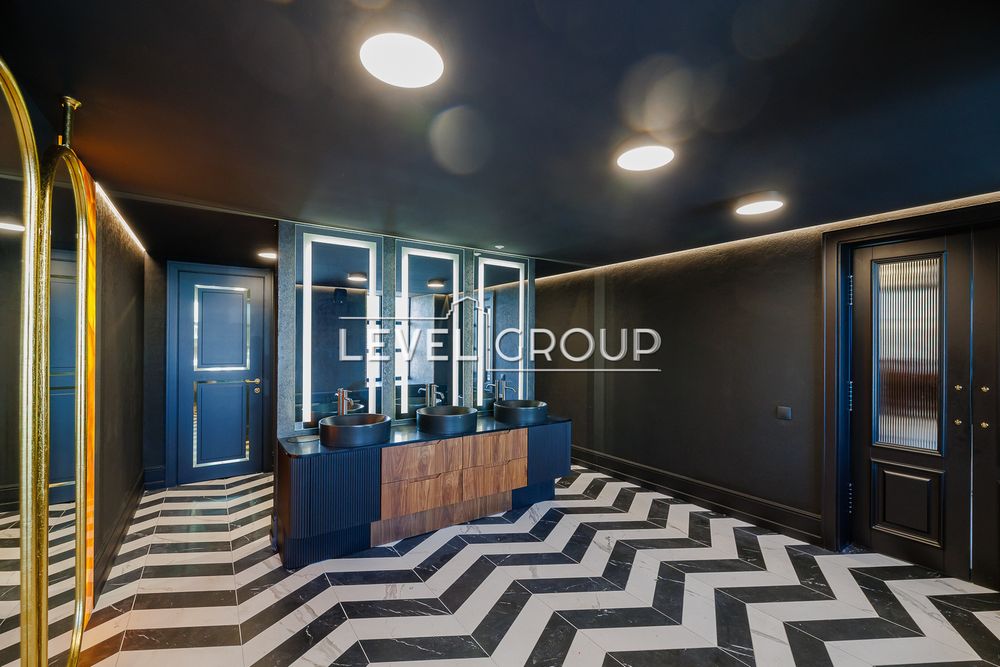 Унікальний новий Ресторан з ремонтом в серці Подолу