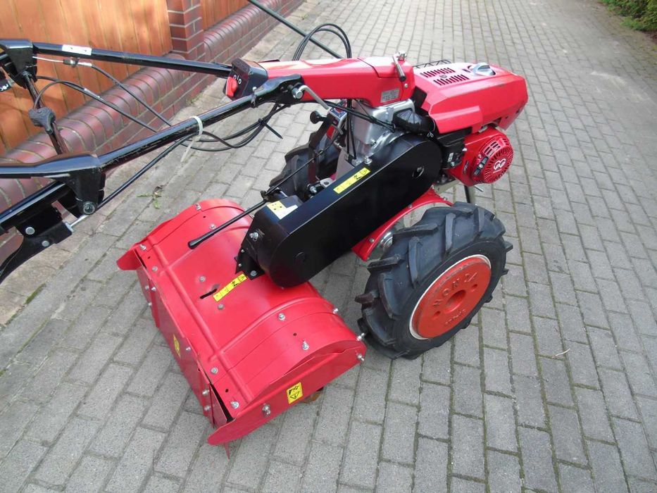 Glebogryzarka spalinowa dzik HONDA F 720  SUPER STAN