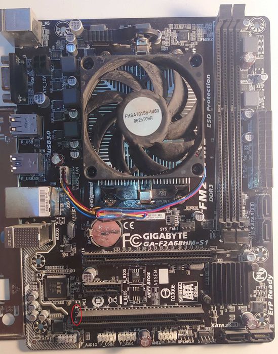 материнська плата GA-F2A68HM-S1 + проц Athlon A4-6300