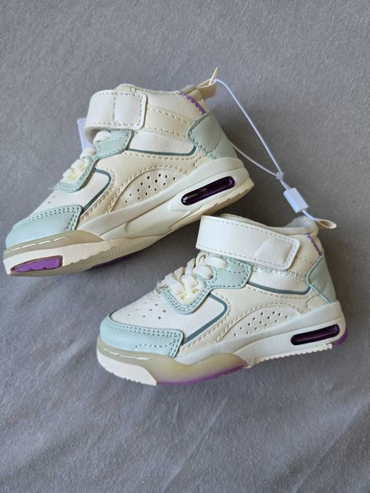 Sneakersy Zara Nowe r.22