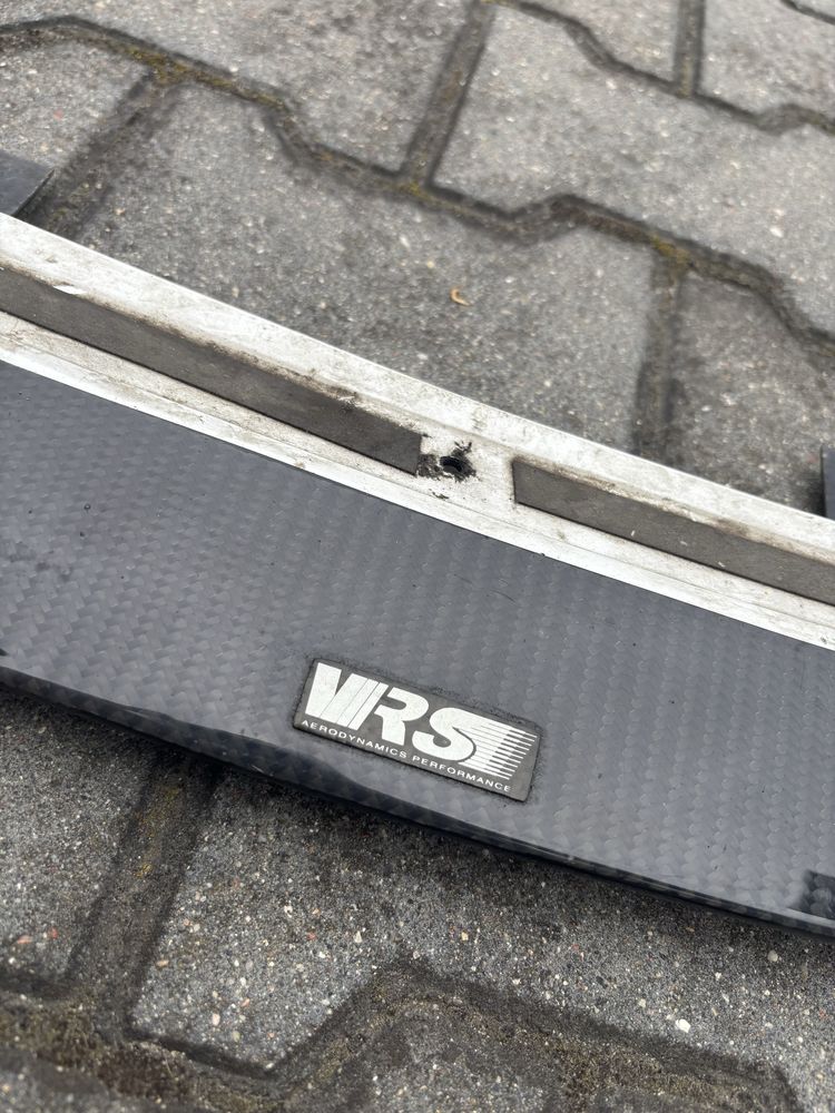 Dokladka zderzaka M3 E46 Carbon VARIS USA RARYTAS