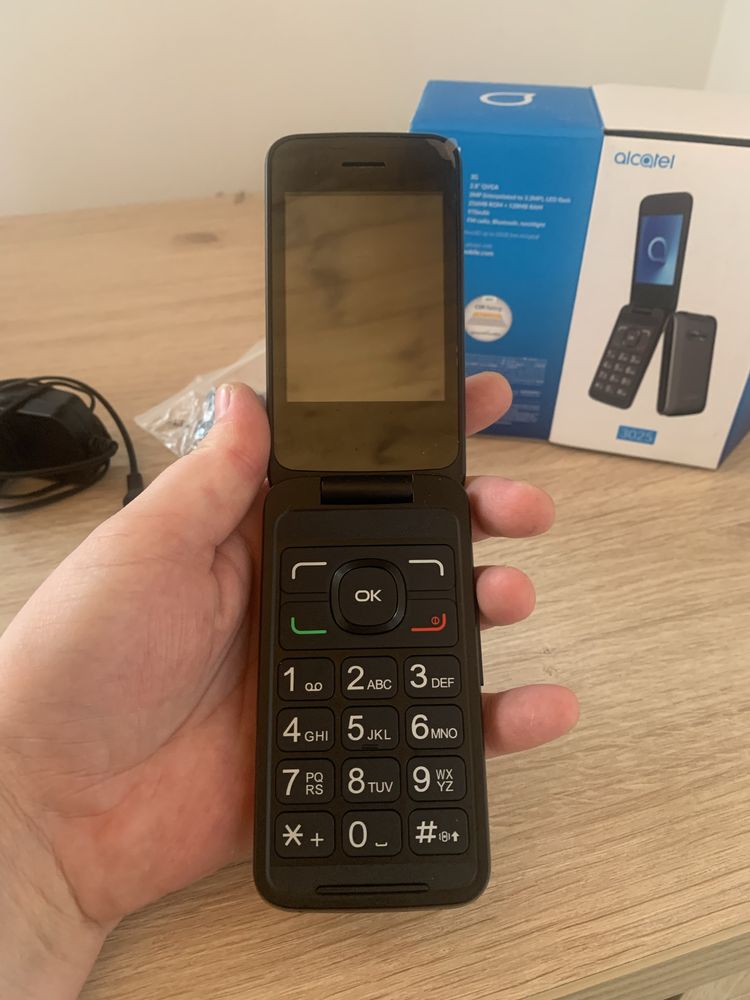 Alcatel telefon komórkowy