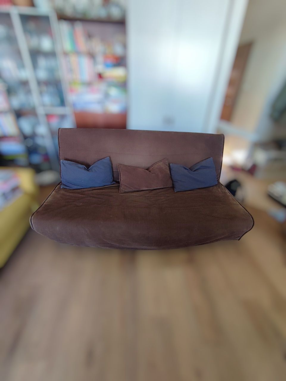 Sofa z IKEA w kolorze brązowym
