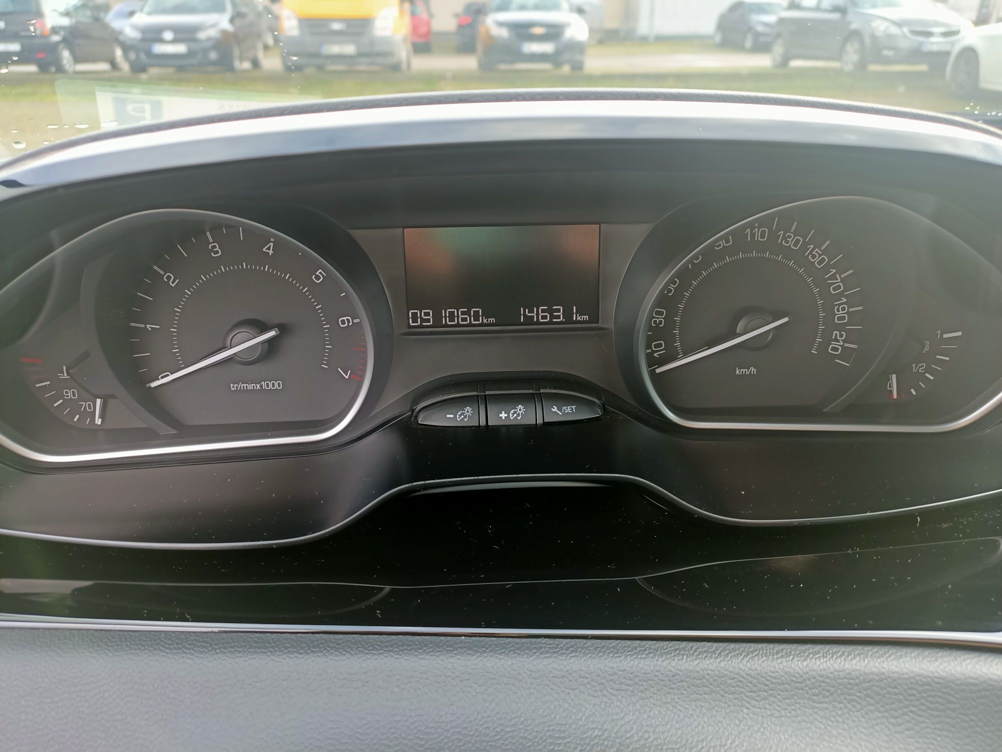 Peugeot 208 1,2 puretech 110 km 2018 rok