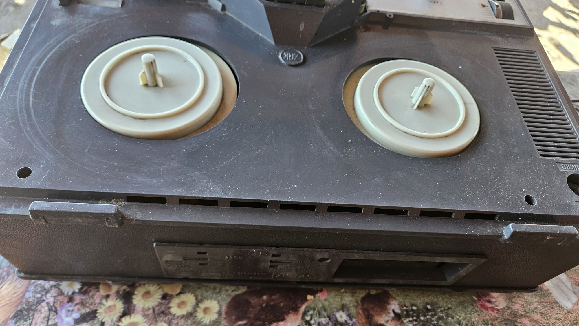 Magnetofon szpulowy Zk 140 prl