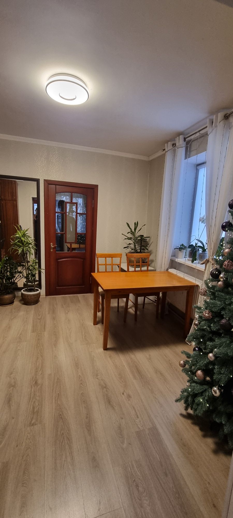 Продам дом в самом  центре( Горветка)