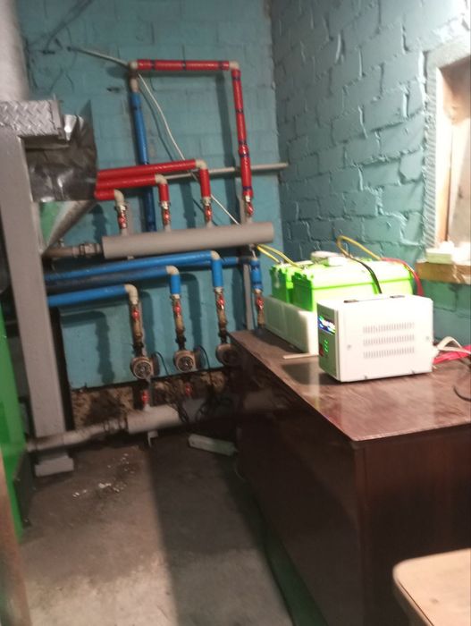 Продам комерційний комплекс в смт. Чоповичі, Коростенський р-н.