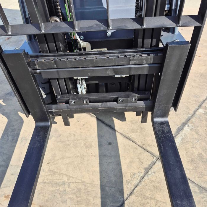 TOYOTA 1,5 тон Кабіна