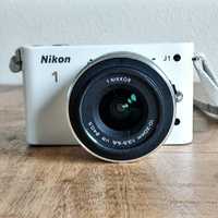 Nikon 1 J1 + Nikkor lens 10-30mm f/3.5-5.6 VR