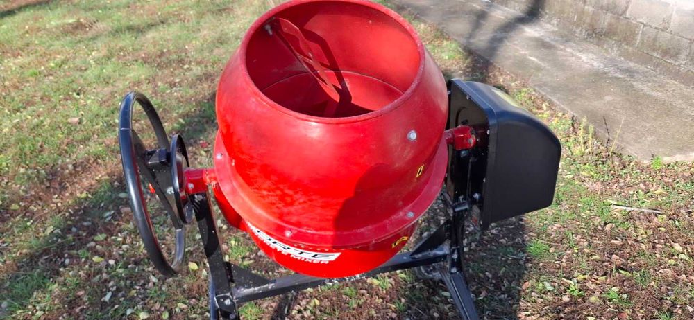 Продам бетонозмішувач FORTE EW2125P