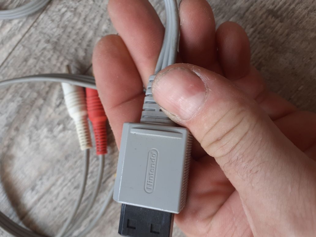 Kabel AV do konsoli nintendo