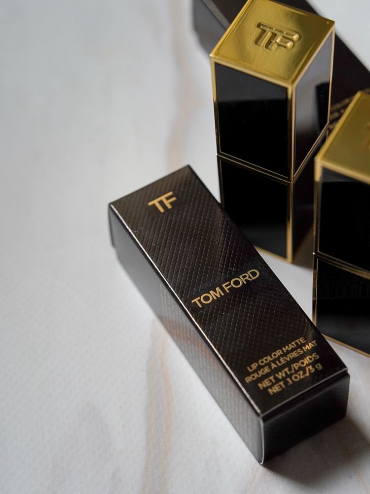 Помада tom ford lip color matte rouge a levres mat 510 fascinator