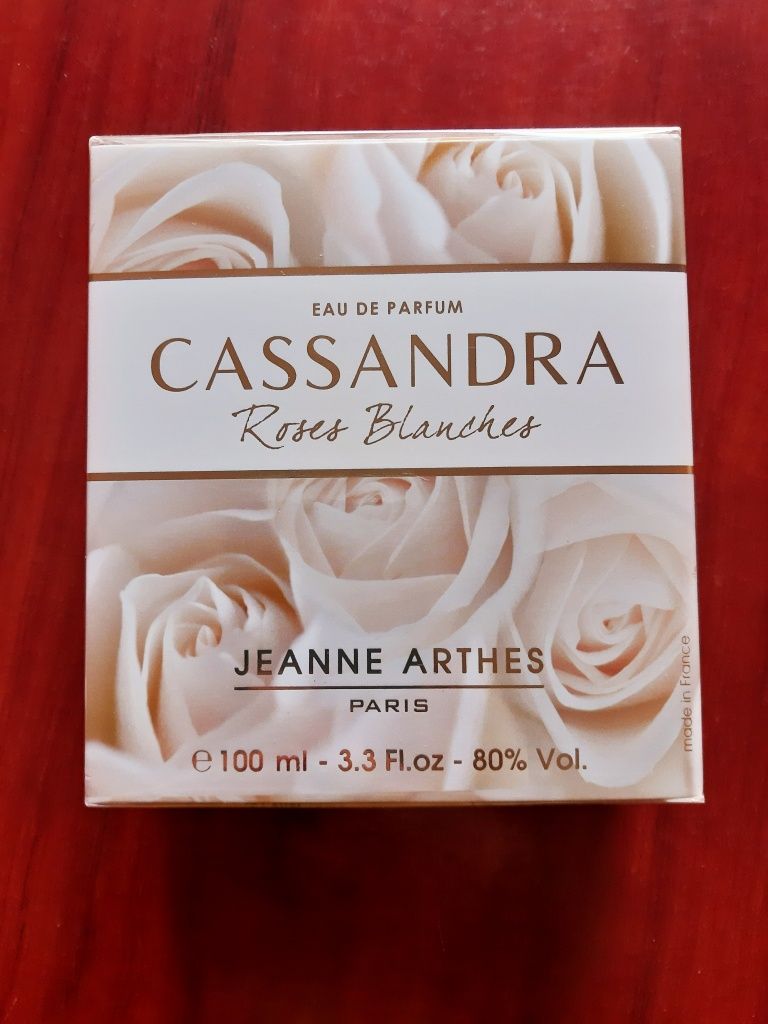 Perfume Jeanne Arthes Cassandra Roses Blanches (100 ml)