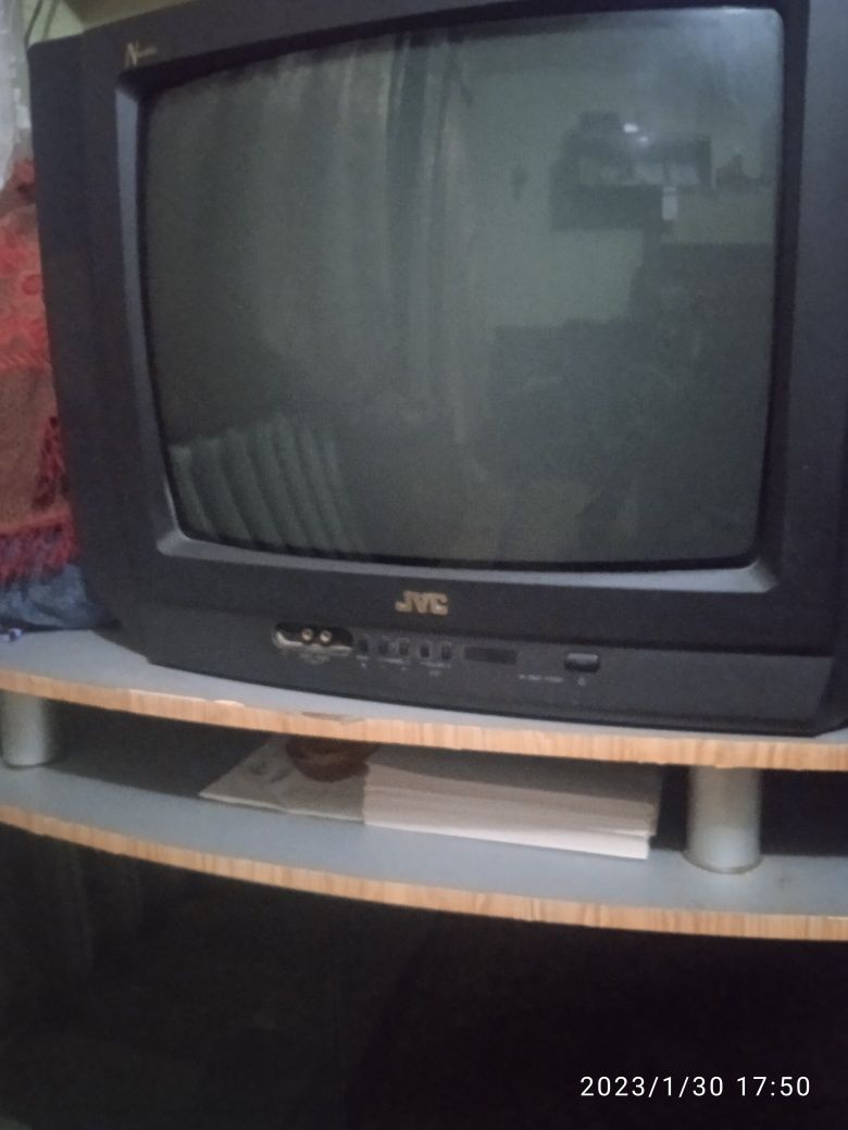 Телевизор jvc 21"