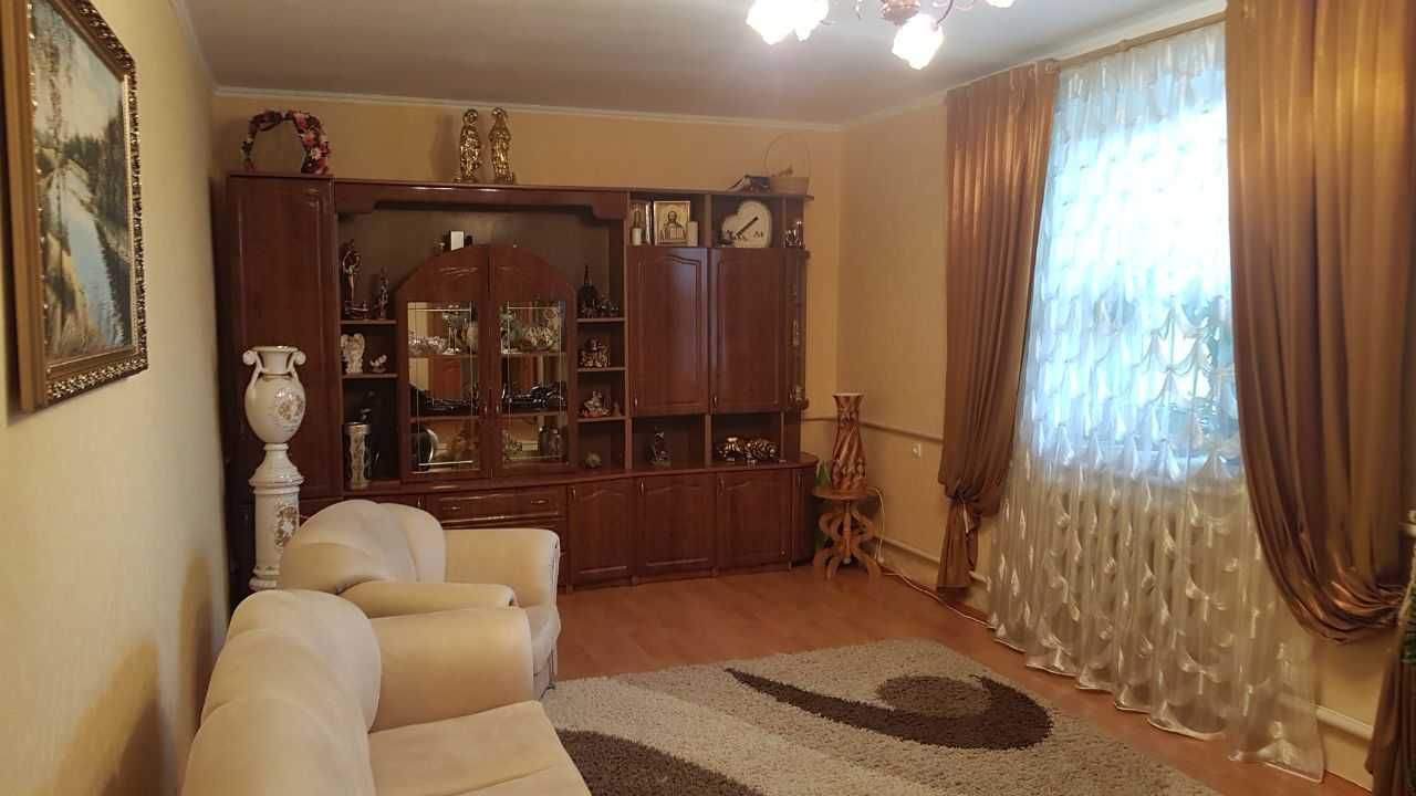 Продаж 4к квартири 134 кв. м