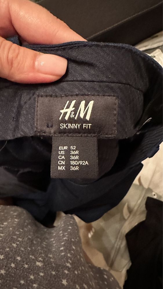 Мужской брючный костюм H&M