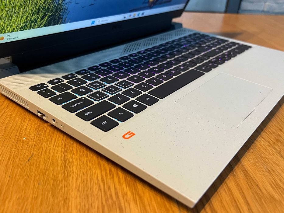 Laptop Dell G15 5515 Ryzen 5 / 16GB /SSD 512GB / RTX 3050 15,6 Win 11