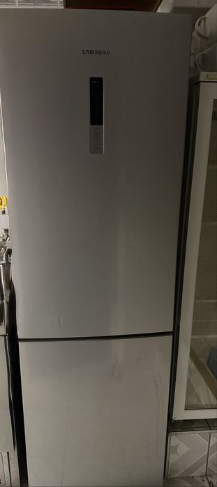 Lodówka  firmy Samsung sprawna