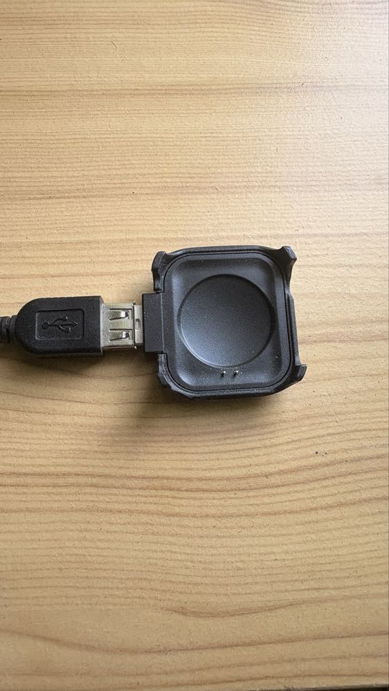 Uchwyt ładujący smartwatch