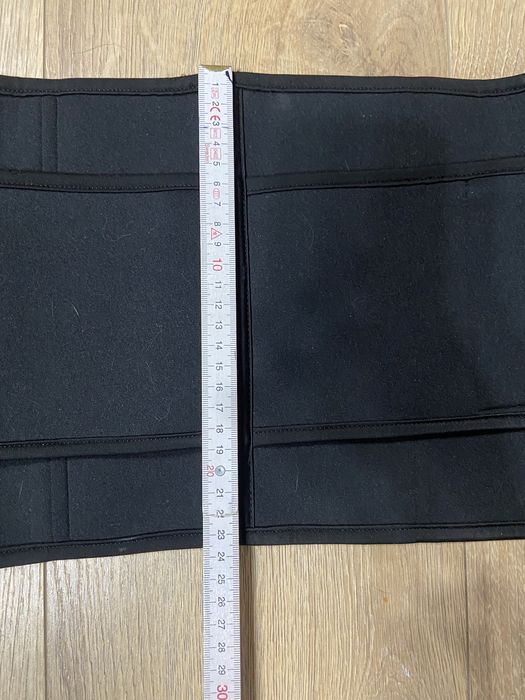 Gorset fitness pas neoprenowy na silownie