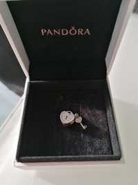 Pandora oryginalny charms serce z cyrkoniami z kluczykiem