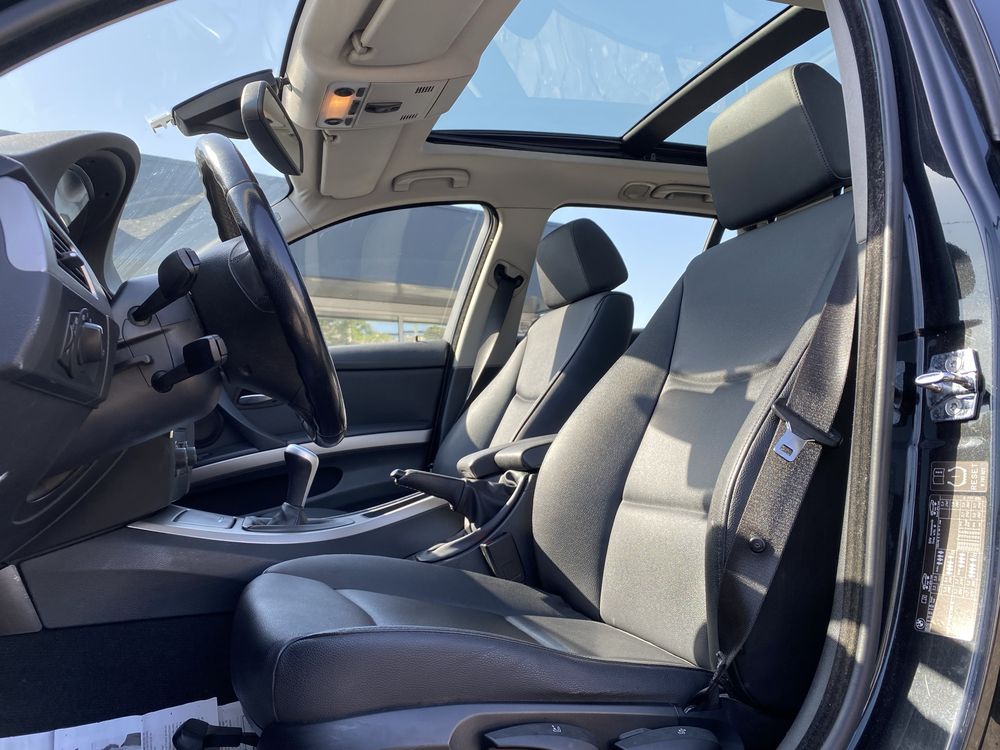 BMW 320d - Pele e Teto panorâmico - IUC 50E