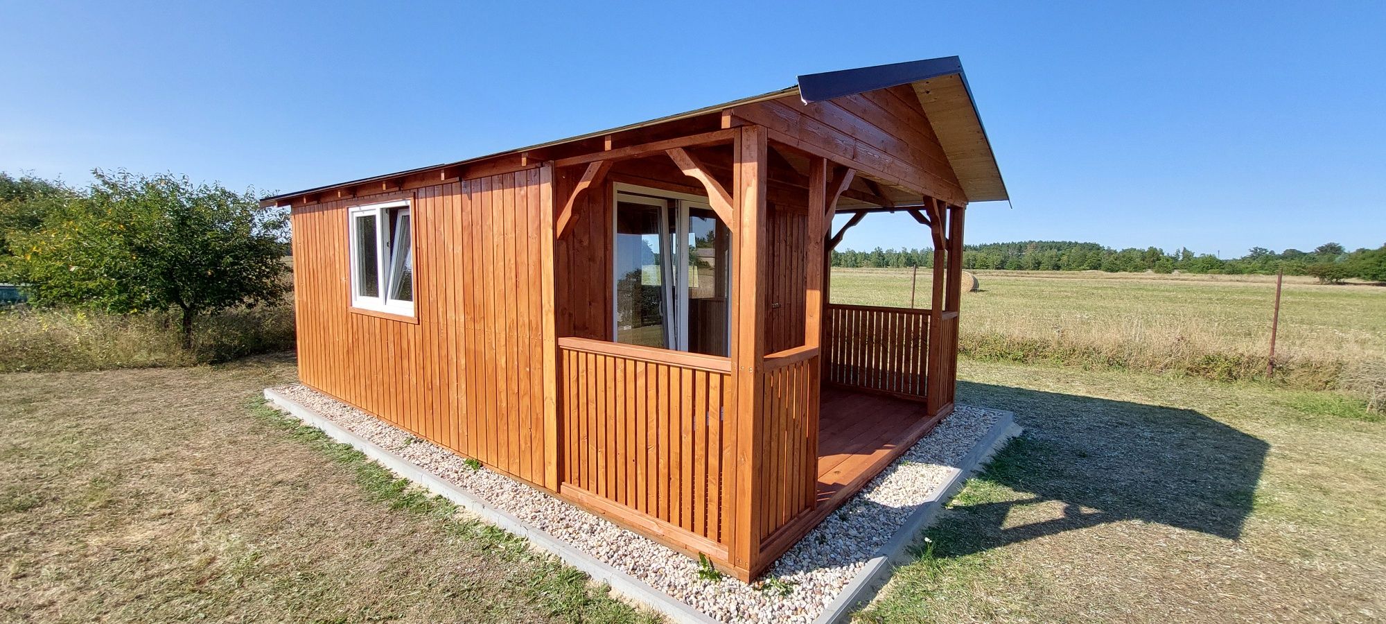 Domek caloroczny