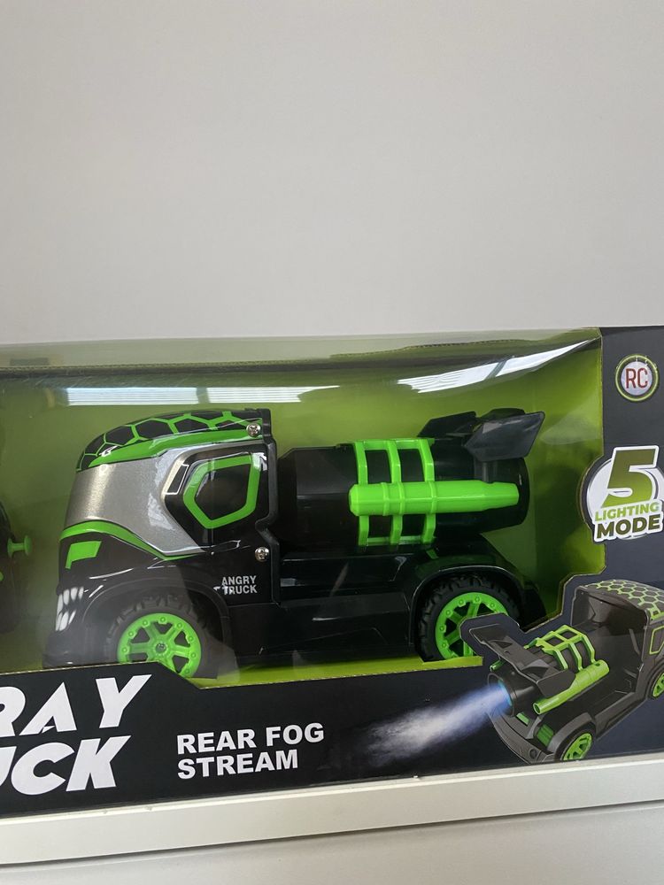 **"Spray Truck com 5 Modos de Luz - Diversão e Estilo por 30€!"**