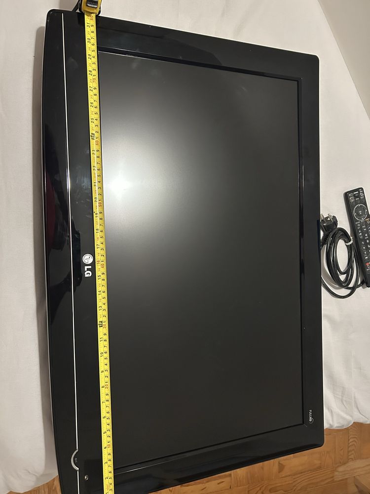 Televisão LCD de 32 polegadas