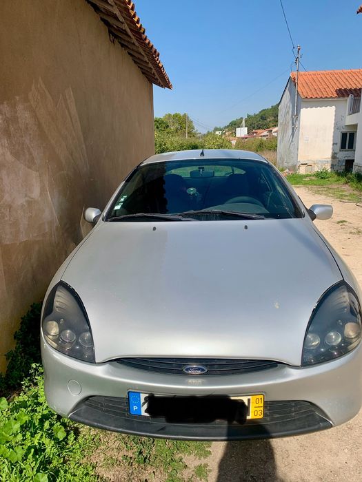 Ford Puma em boas condições.