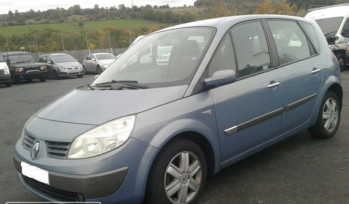 Renault Scénic 1.5 DCI de 2004 disponível para peças