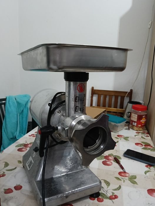 Maquina de moer carne