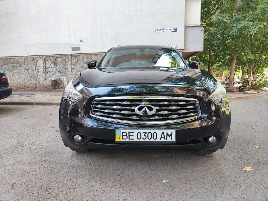 Продам infiniti FX35 66000 пробега родного