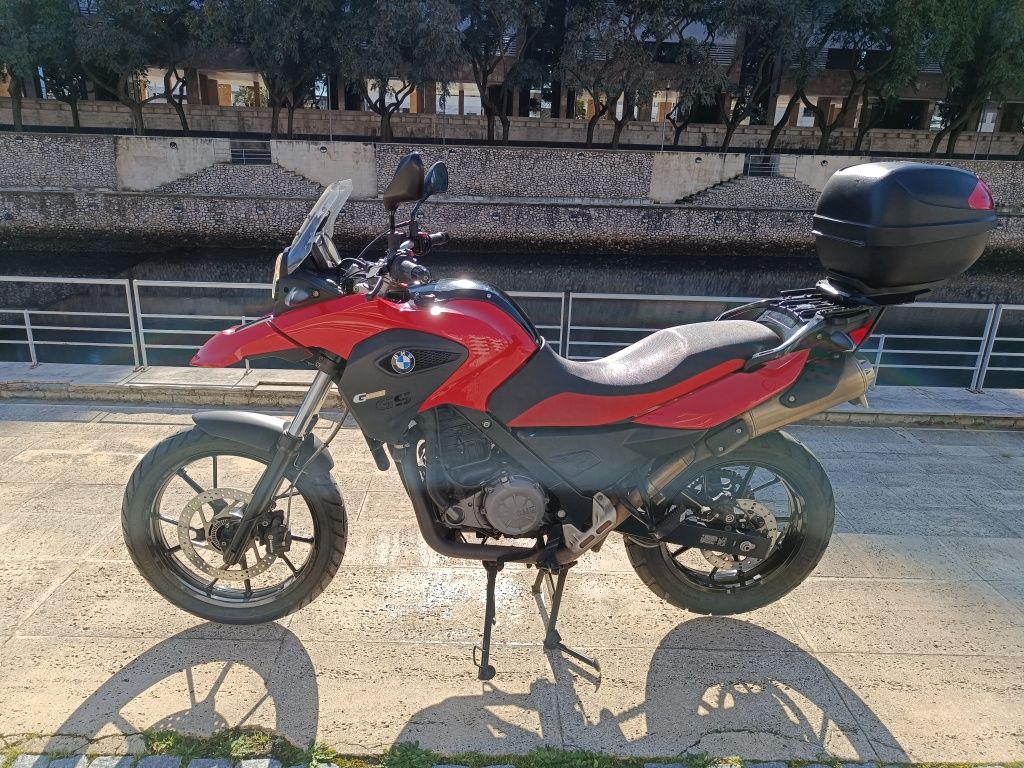 BMW G 650 GS em excelente estado de 2016

Excelente estado pronta p