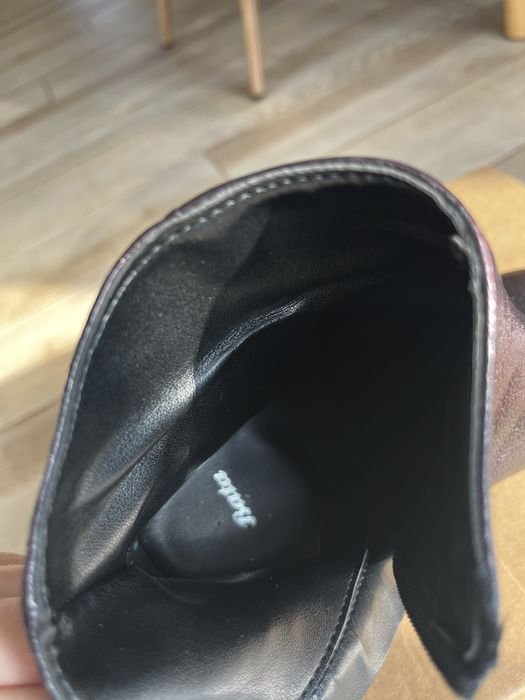 Продам нові жіночі черевики 37 розмір