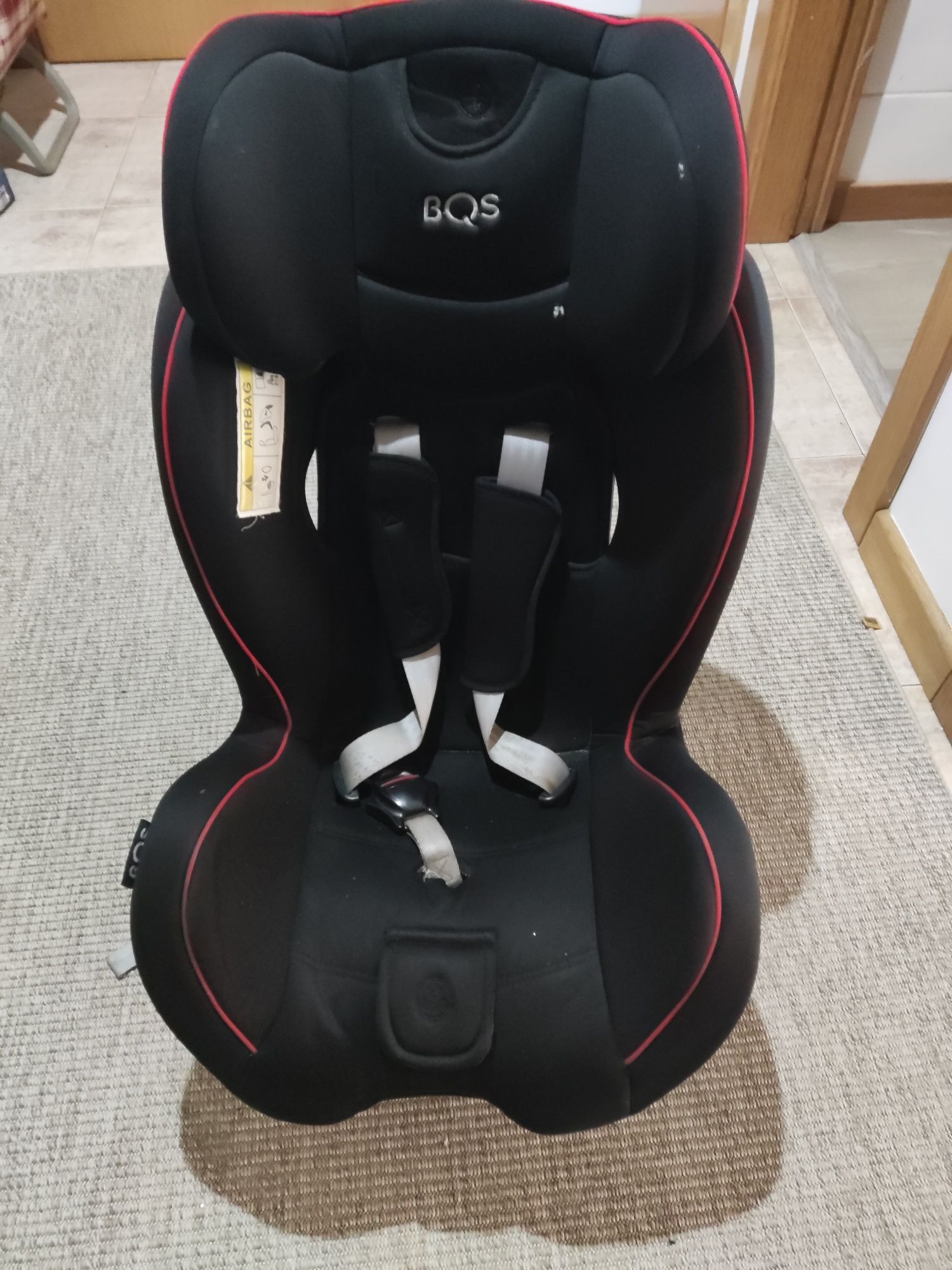 Vendo cadeira de criança para carro