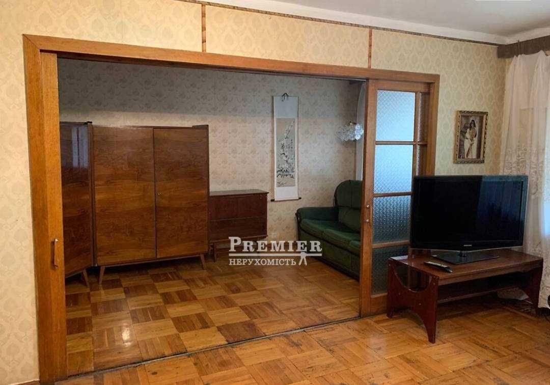 3-кімн Хороший житловий стан Цегляний будинок Космонавтів id210494
