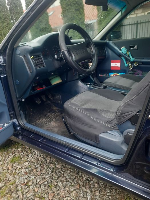 Продам Ауді 80 б3 1.8 газ-бензин