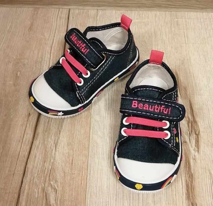 NOWE!! Trampki rozmiar 21