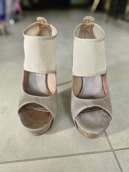 Szpilki Prima Moda 37