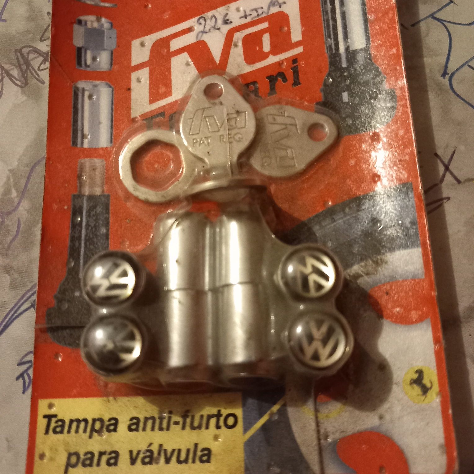 Tampas golf ant_i furto