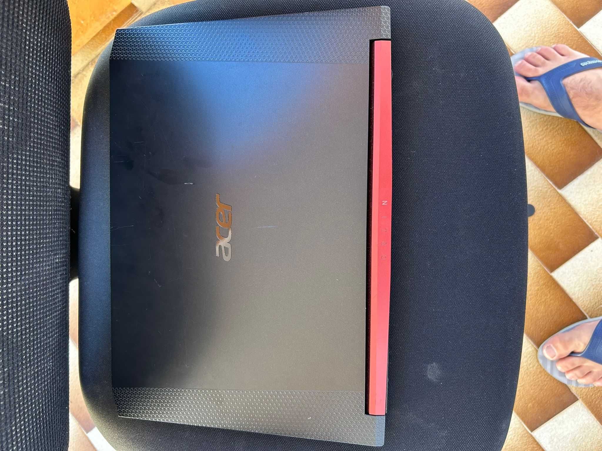 Pack Gaming Acer Nitro 5 + Monitor 144hz + Acessórios