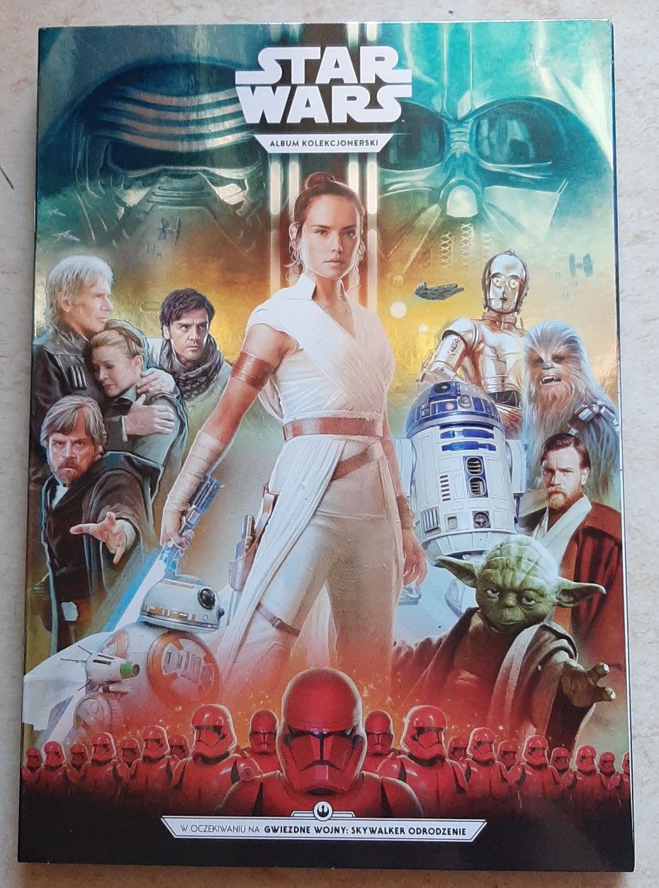 Album Star Wars plus 17 kart
