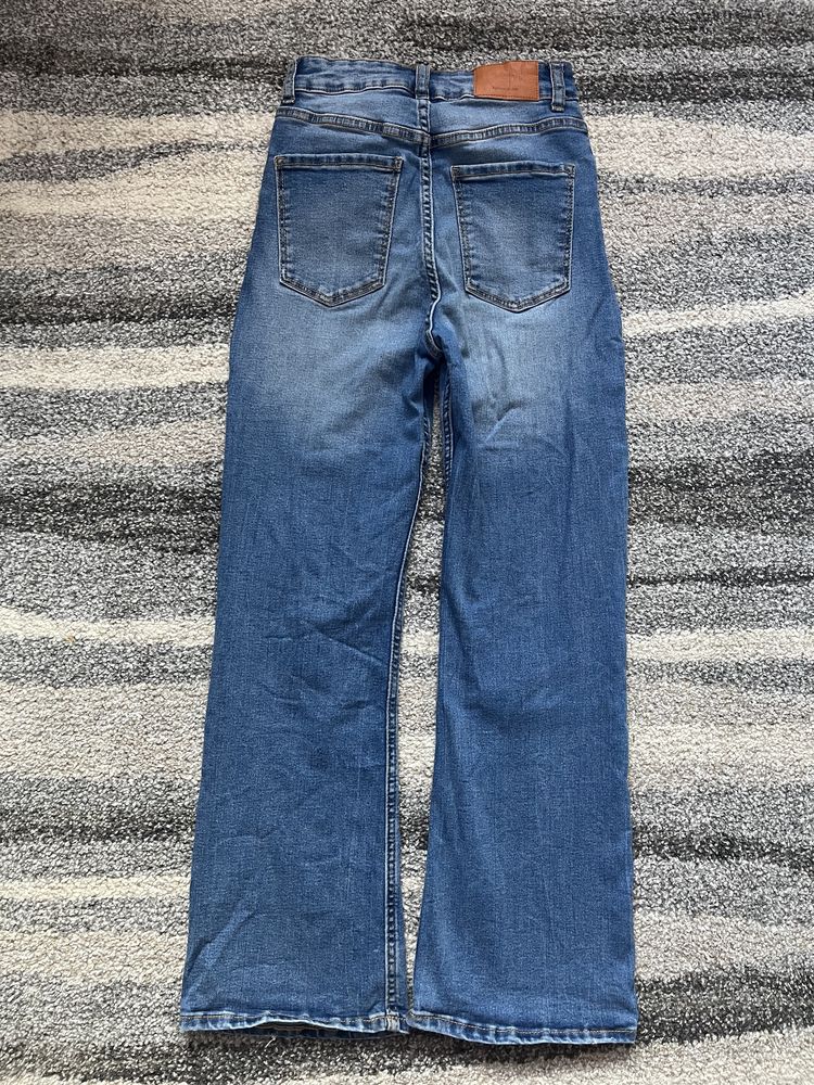 Spodnie jeansowe bershka 34