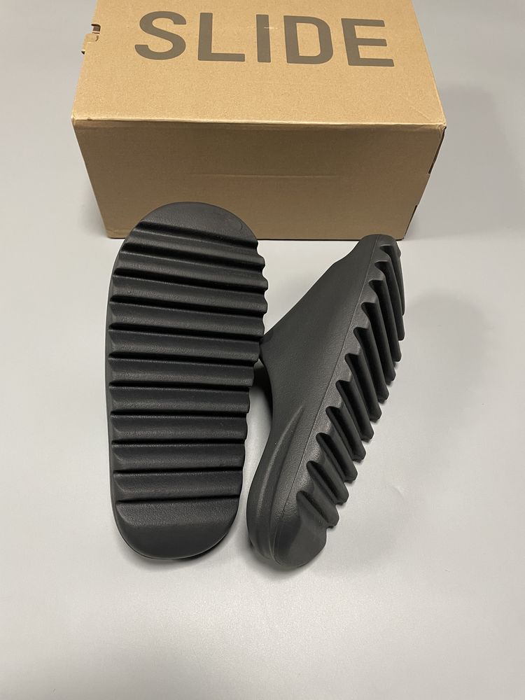 Adidas Yeezy Slide