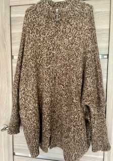 Sweter typu oversize Blue Shadow