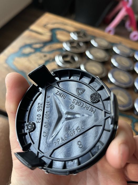 Ковпачки для дисків Mercedes-Benz 75мм.