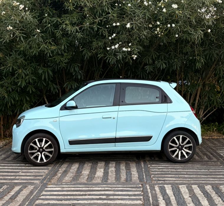 Renault Twingo 1.0 Gasolina – Maio 2015 – 118000 km