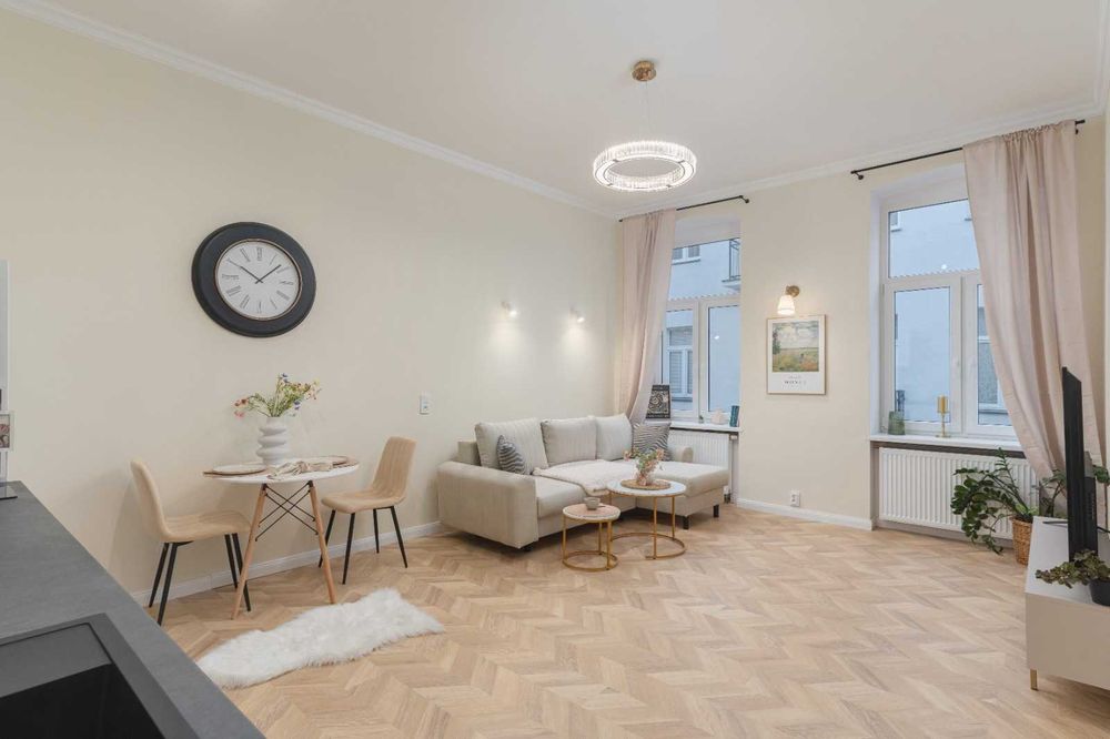 Zostań Pierszym Najmcom - Plac Wolności - 2 pokoje - Tylko 2800zł